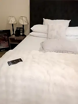 Creamy Chocolatex online show from 27, 10, 2025