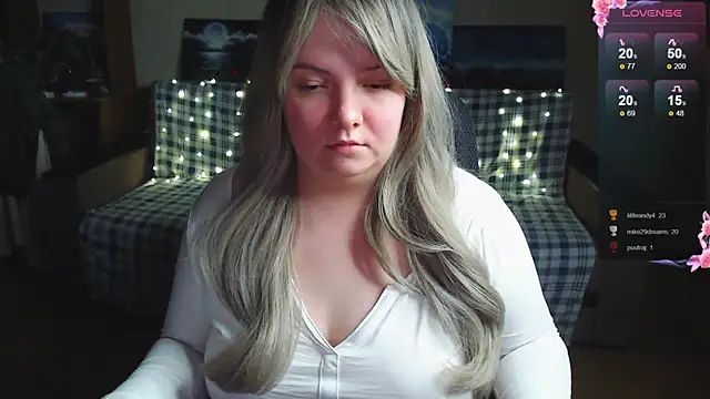 EmillyBones online show from 14, 12, 2025