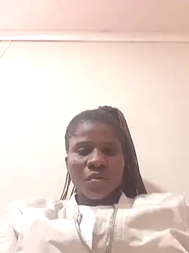 Snapshot of UnironedSandfly chatting on 8, 10, 2025 UnironedSandfly online show from 8, 10, 2025