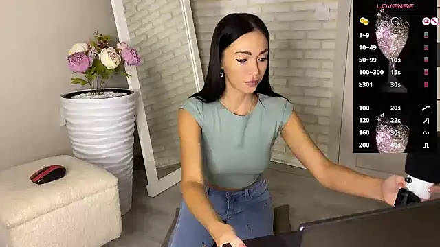 BestTeya online show from 2, 10, 2025