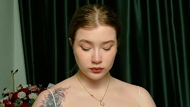 Snapshot of Rebecca_Lace chatting on 9, 10, 2025 Rebecca Lace online show from 9, 10, 2025