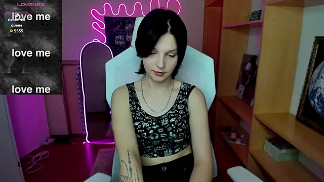 AudreyyKim online show from 26, 10, 2025