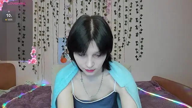 AudreyyKim online show from 17, 11, 2025