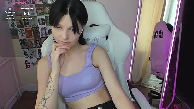 AudreyyKim online show from 8, 10, 2025