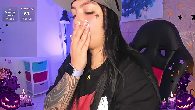 Snapshot of MAGIC_TESSA chatting on 9, 10, 2025 MAGIC TESSA online show from 9, 10, 2025