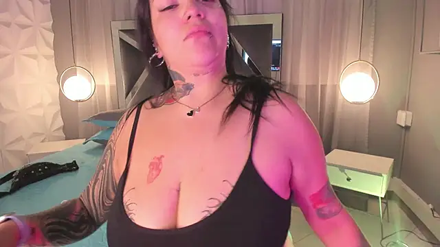 Snapshot of MAGIC_TESSA chatting on 22, 11, 2025 MAGIC TESSA online show from 22, 11, 2025