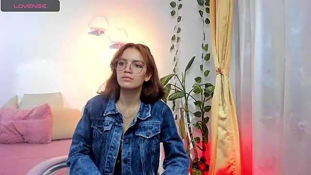 Jade22   online show from 12, 9, 2025