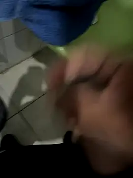 FromVnz online show from 28, 10, 2025