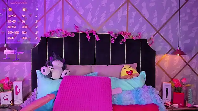 LindaWz  online show from 1, 3, 2026