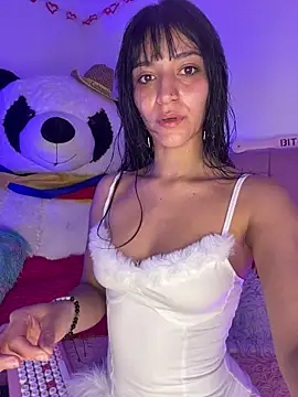 LindaWz  online show from 20, 6, 2026