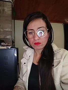 ERIKA  29 online show from 3, 10, 2025