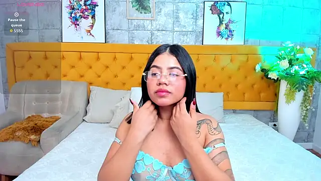 LiilithNova online show from 22, 4, 2026