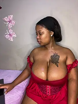 JuicyMellow21 online show from 24, 2, 2026