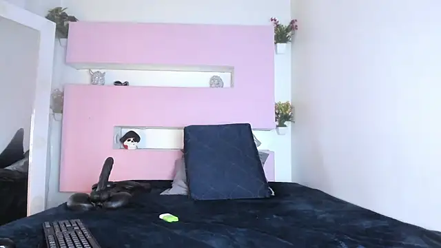 Snapshot of Zairaa_Fox chatting on 3, 11, 2025 Zairaa Fox online show from 3, 11, 2025