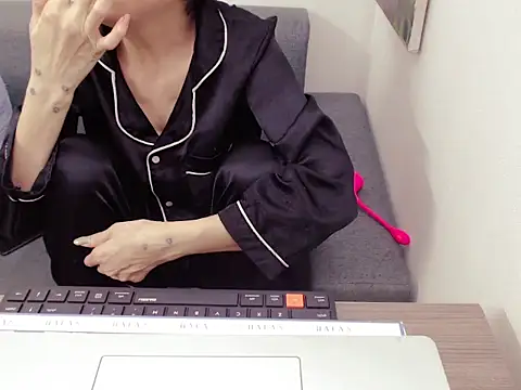 Funnygirl 9x online show from 8, 2, 2026