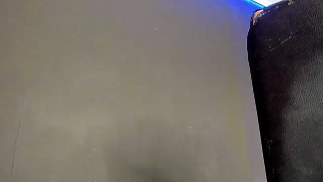 Boss Domiinator online show from 4, 4, 2026