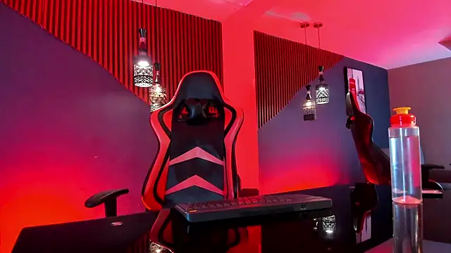 Boss Domiinator online show from 14, 6, 2026