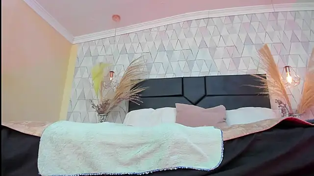 Boss Domiinator online show from 9, 2, 2026