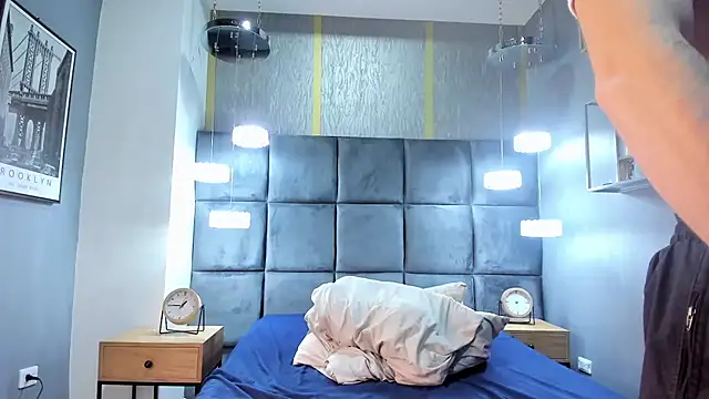 HunterHeat  online show from 6, 11, 2025