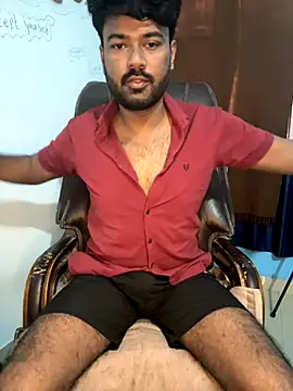 Snapshot of MeekBatgirl chatting on 11, 11, 2025 MeekBatgirl online show from 11, 11, 2025