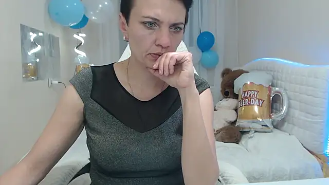 AvaSaturnian online show from 22, 9, 2025