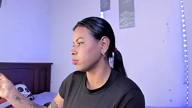 Michluxe 69 online show from 9, 11, 2025