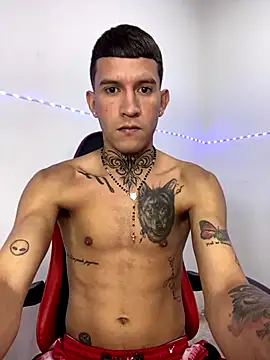 Snapshot of dilan_abraham12 chatting on 24, 10, 2025 dilan abraham12 online show from 24, 10, 2025