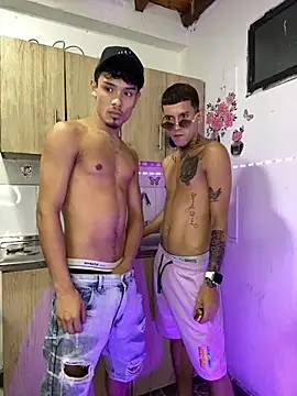 Snapshot of dilan_abraham12 chatting on 9, 10, 2025 dilan abraham12 online show from 9, 10, 2025