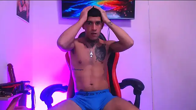 Snapshot of dilan_abraham12 chatting on 7, 5, 2026 dilan abraham12 online show from 7, 5, 2026
