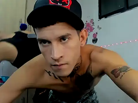 Snapshot of dilan_abraham12 chatting on 15, 10, 2025 dilan abraham12 online show from 15, 10, 2025