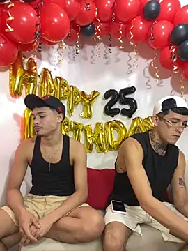 Snapshot of dilan_abraham12 chatting on 1, 12, 2025 dilan abraham12 online show from 1, 12, 2025