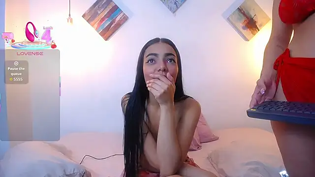 Snapshot of escar_let chatting on 3, 11, 2025 escar let online show from 3, 11, 2025