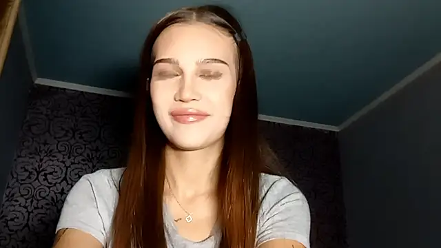 Snapshot of AuraJefcoat chatting on 8, 9, 2025 AuraJefcoat online show from 8, 9, 2025