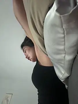 AngelHille online show from 12, 10, 2025