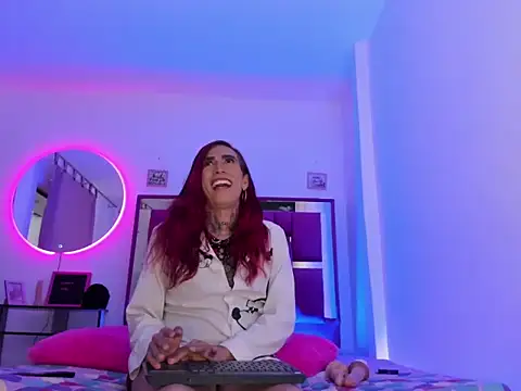 MissDiabla  online show from 7, 2, 2026