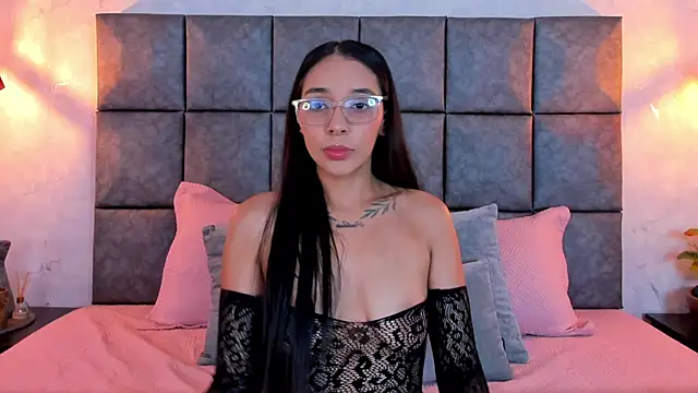 Snapshot of Roseaurora chatting on 27, 4, 2026 Roseaurora online show from 27, 4, 2026
