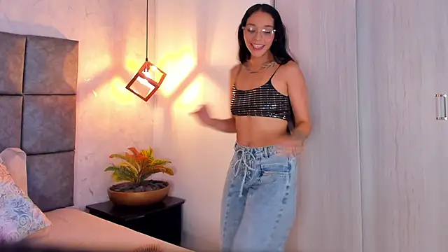 Snapshot of Roseaurora chatting on 3, 6, 2026 Roseaurora online show from 3, 6, 2026