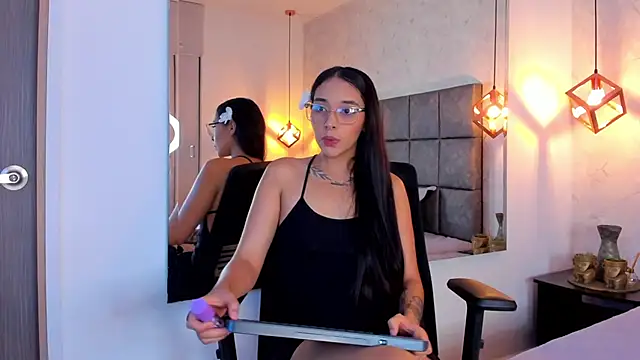 Snapshot of Roseaurora chatting on 6, 5, 2026 Roseaurora online show from 6, 5, 2026