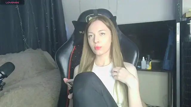 BabbbyFoxxx online show from 11, 3, 2026