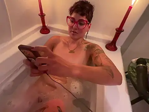 kinkycanner online show from 4, 4, 2026