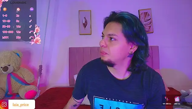 Snapshot of Laia_and_Damian chatting on 4, 11, 2025 Laia and Damian online show from 4, 11, 2025