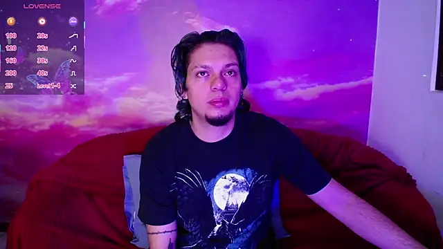 Snapshot of Laia_and_Damian chatting on 17, 10, 2025 Laia and Damian online show from 17, 10, 2025