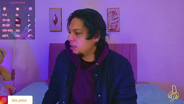 Snapshot of Laia_and_Damian chatting on 8, 10, 2025 Laia and Damian online show from 8, 10, 2025