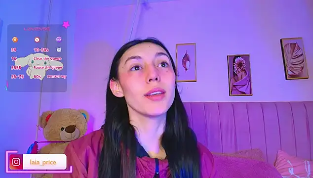 Snapshot of Laia_and_Damian chatting on 2, 12, 2025 Laia and Damian online show from 2, 12, 2025