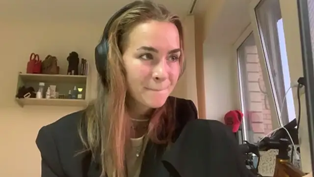 BunnyTiedeman online show from 8, 9, 2025