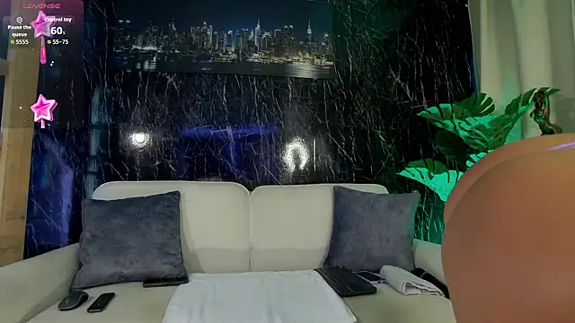 Emily Foxx01 online show from 11, 9, 2025