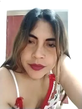 Snapshot of Camila_latina_0 chatting on 8, 10, 2025 Camila latina 0 online show from 8, 10, 2025