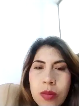 Snapshot of Camila_latina_0 chatting on 18, 9, 2025 Camila latina 0 online show from 18, 9, 2025