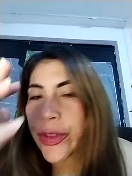 Snapshot of Camila_latina_0 chatting on 18, 9, 2025 Camila latina 0 online show from 18, 9, 2025