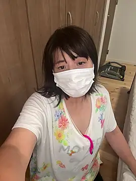 Snapshot of hanachan_001 chatting on 22, 10, 2025 hanachan 001 online show from 22, 10, 2025